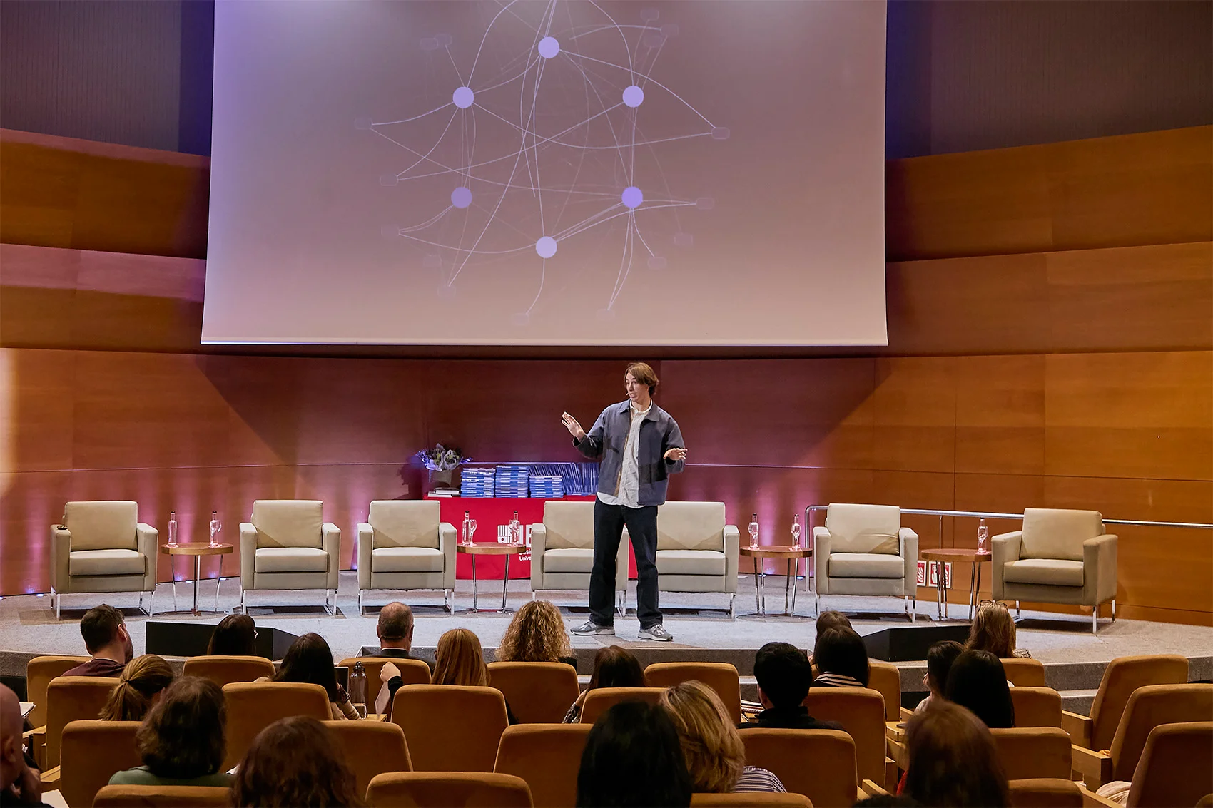 Juanjo Mestre on stage at IESE with audience at Corresponsables Barcelona 2026