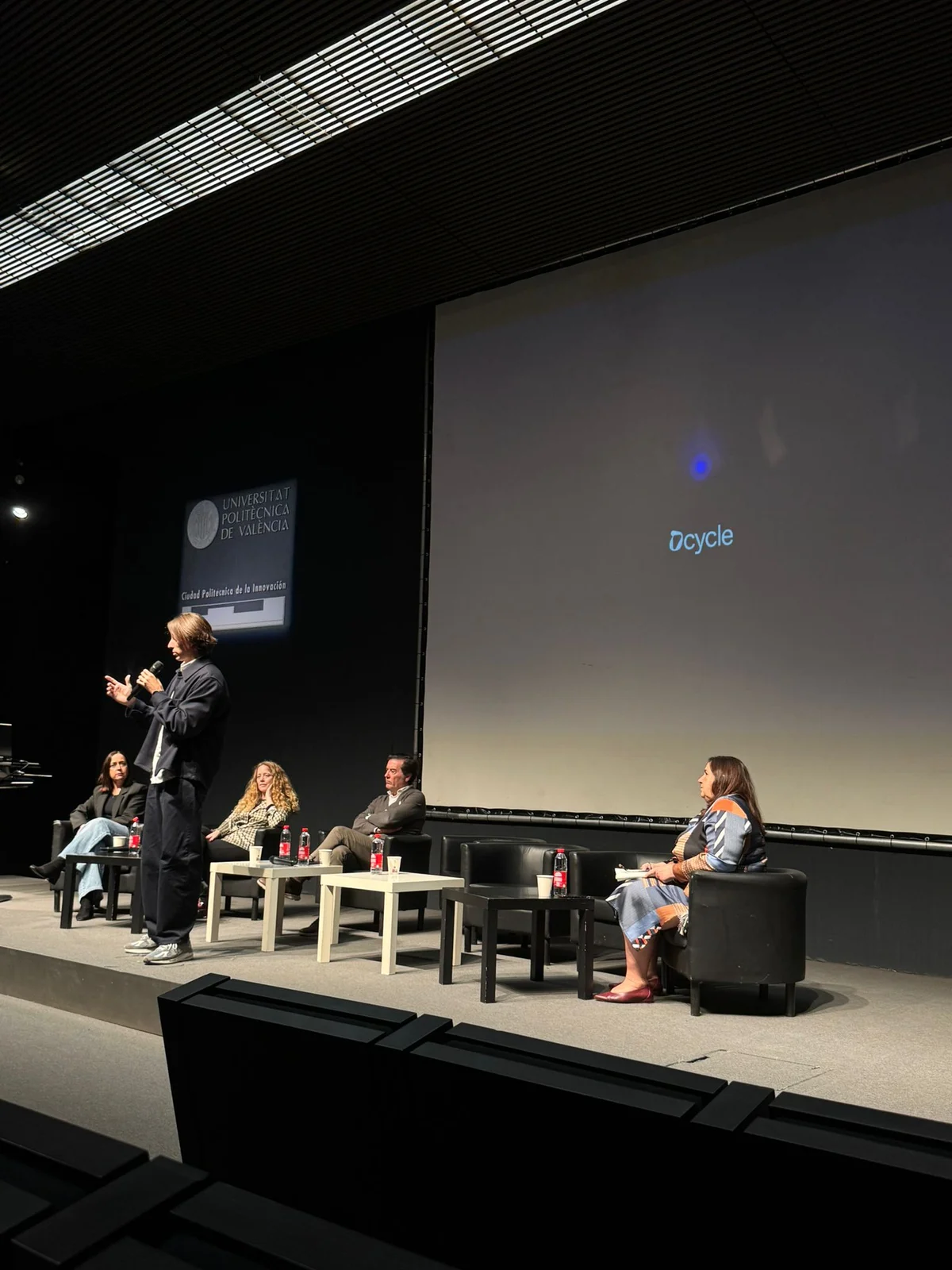 Juanjo Mestre presentando Dcycle en las Jornadas Corresponsables Valencia 2026